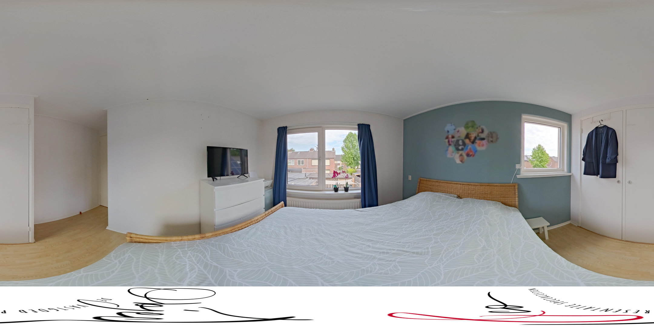 360